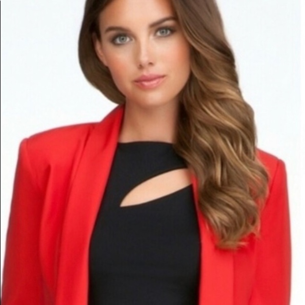 Bebe cropped Blazer M